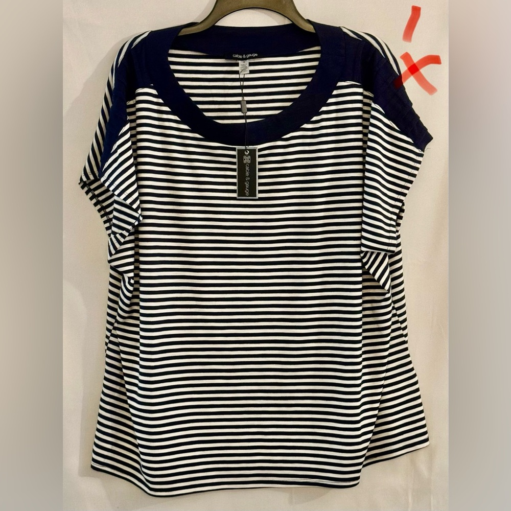 Cable & Gauge Black and White Striped Short Sleeve Top